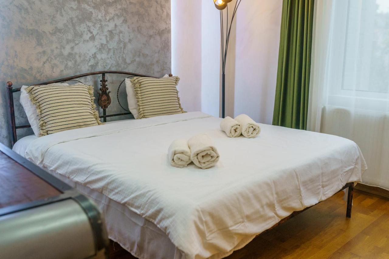 Main Square 5 Star Luxury Apartment With View คลูจ-นาโปกา ภายนอก รูปภาพ